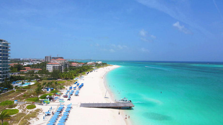 GRACE BAY BEACH